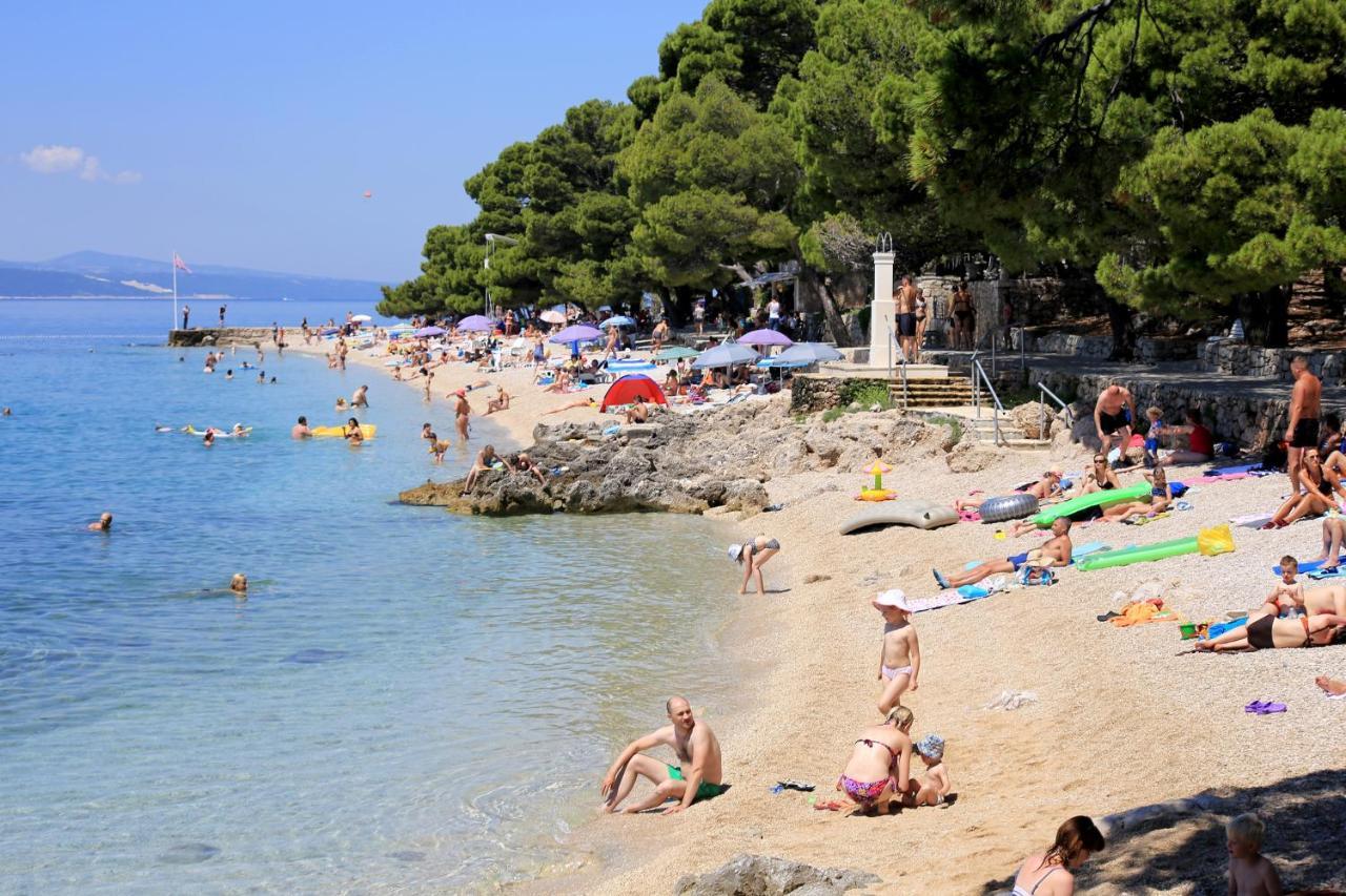 Apartments With A Parking Space Brela, Makarska - 16603 Exterior photo