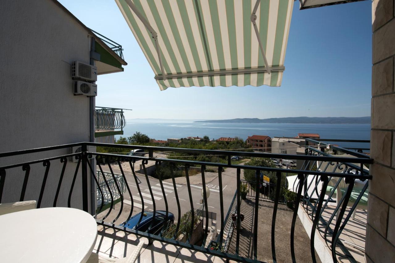 Apartments With A Parking Space Brela, Makarska - 16603 Exterior photo